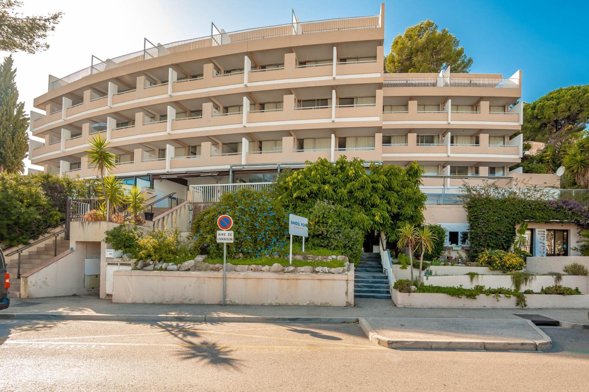 Residence Pierre & Vacances Bandol Port Esterno foto