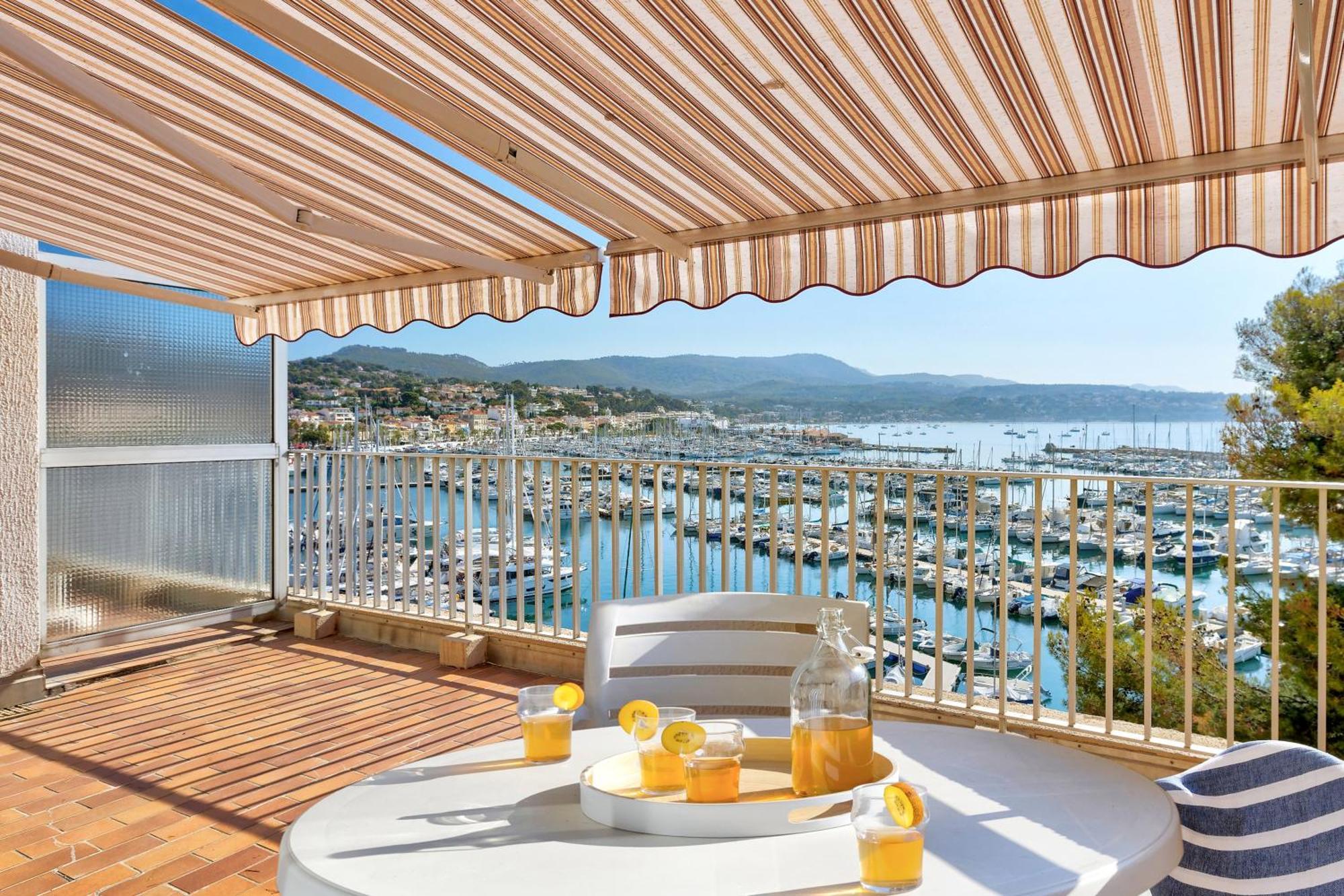 Residence Pierre & Vacances Bandol Port Esterno foto