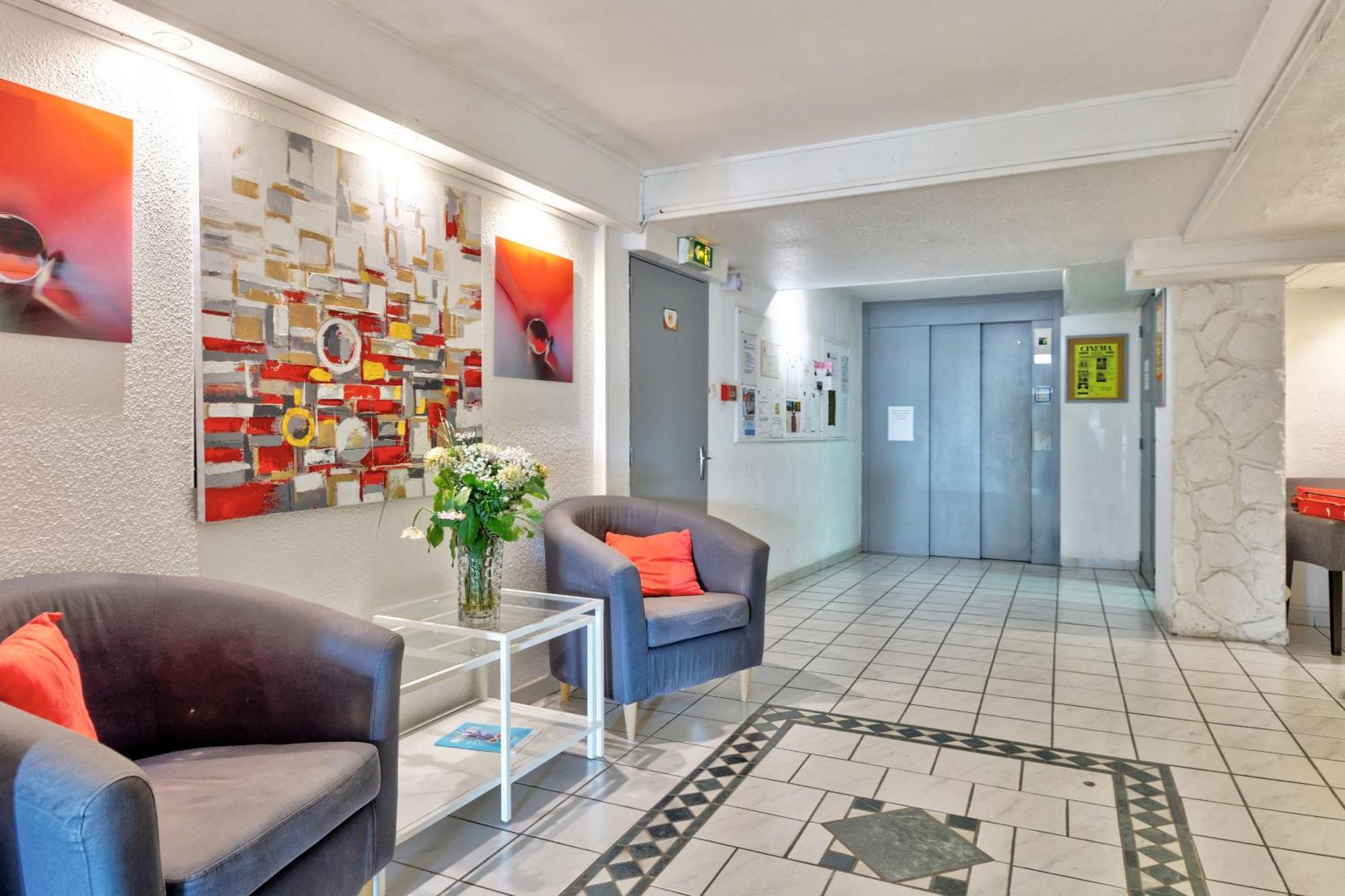Residence Pierre & Vacances Bandol Port Esterno foto